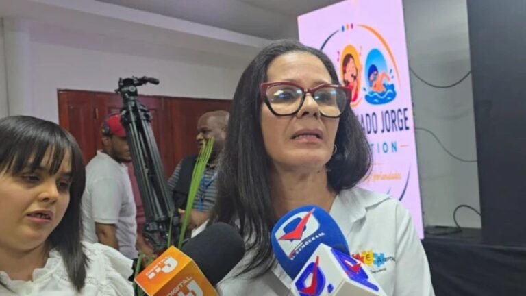 Padres de niños con autismo piden al Gobierno ampliar el respaldo a las familias ante el alto costo de tratamientos